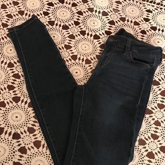 Celebrity Pink Size 3 (26) Amazing Jeggings!! - Picture 2 of 9